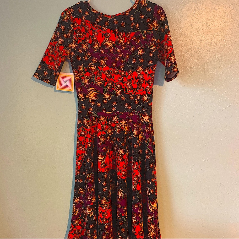 LuLaRoe Dress Nicole - S Floral Print SZ Small NWT - Picture 4 of 5